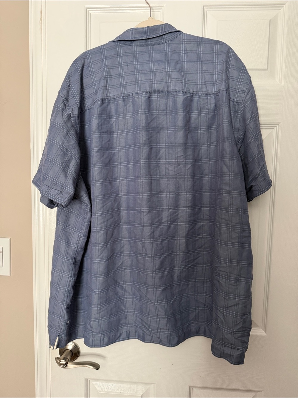 Van Heusen Light Blue Short-Sleeve Button-Down Plaid Shirt - Picture 2 of 3